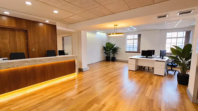 Office to let at Allianz House in Cape Town CBD.