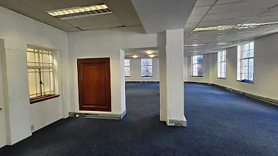 Office layout at Allianz House, Cape Town CBD