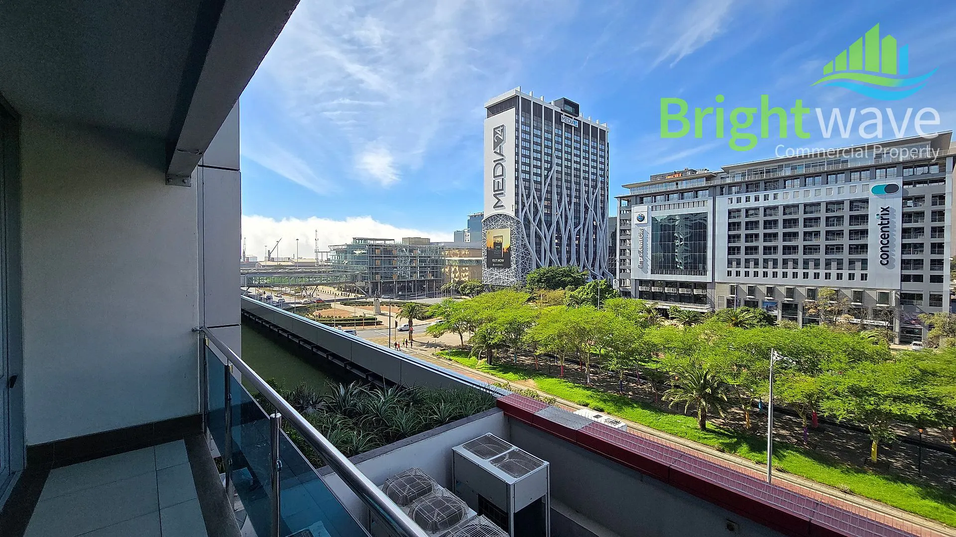 Grand Parade, available office to let in Foreshore