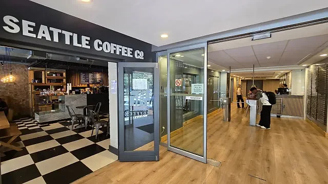 Loop Street Studios, Cape Town CBD - building photo 2