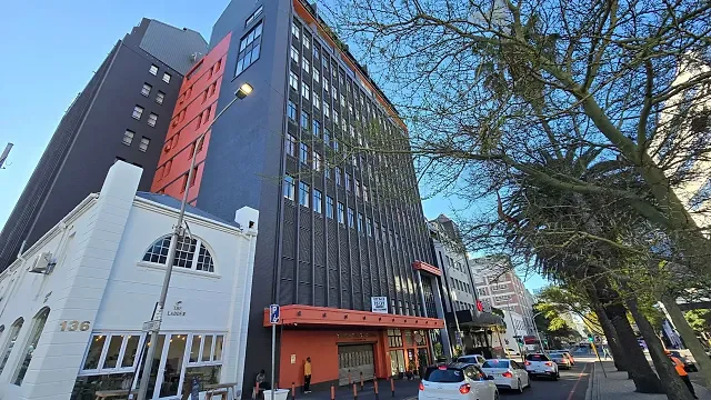 Manhattan Place, Cape Town CBD - building photo 3