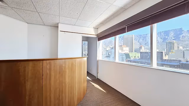 Office to let at 8 Riebeek Street in Cape Town CBD.
