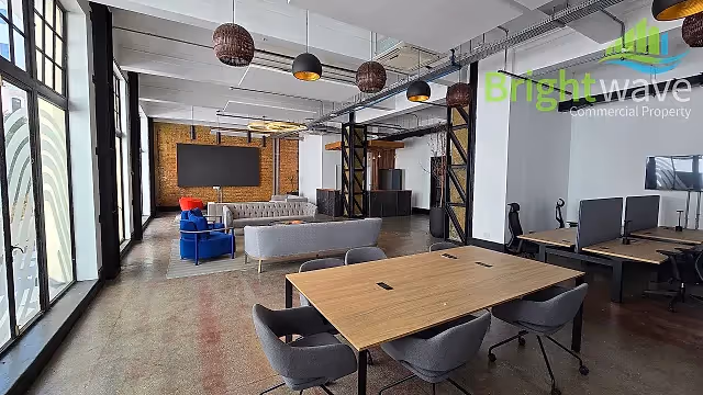 Office to let at Speakers Corner in Cape Town CBD.