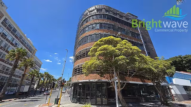 Temple House - Roeland Street/City Centre in Cape Town CBD, exterior view.