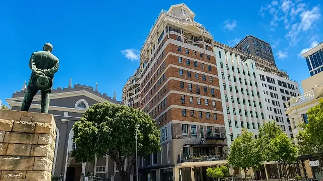 The Piazza, Cape Town CBD - building photo 3