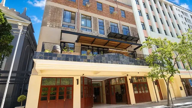 The Piazza, Cape Town CBD - building photo 4