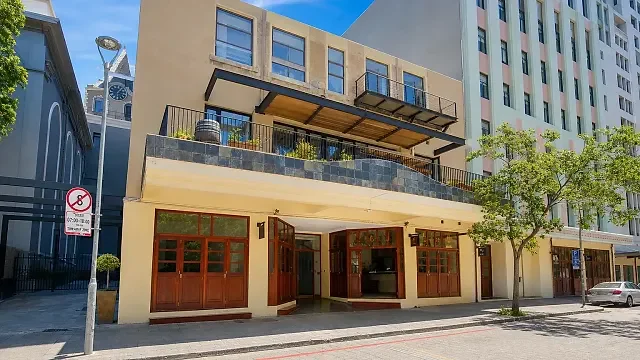 The Piazza, Cape Town CBD - building photo 5