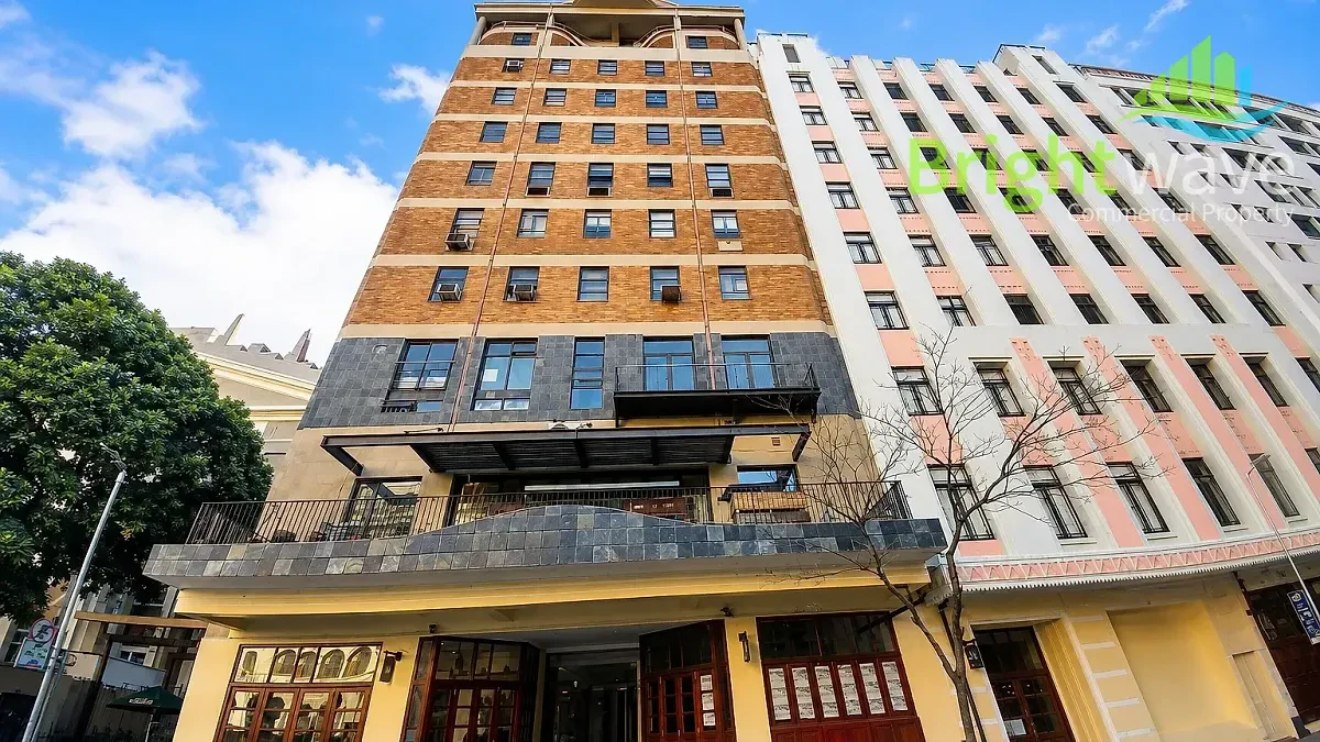 The Piazza, Cape Town CBD - building photo 1