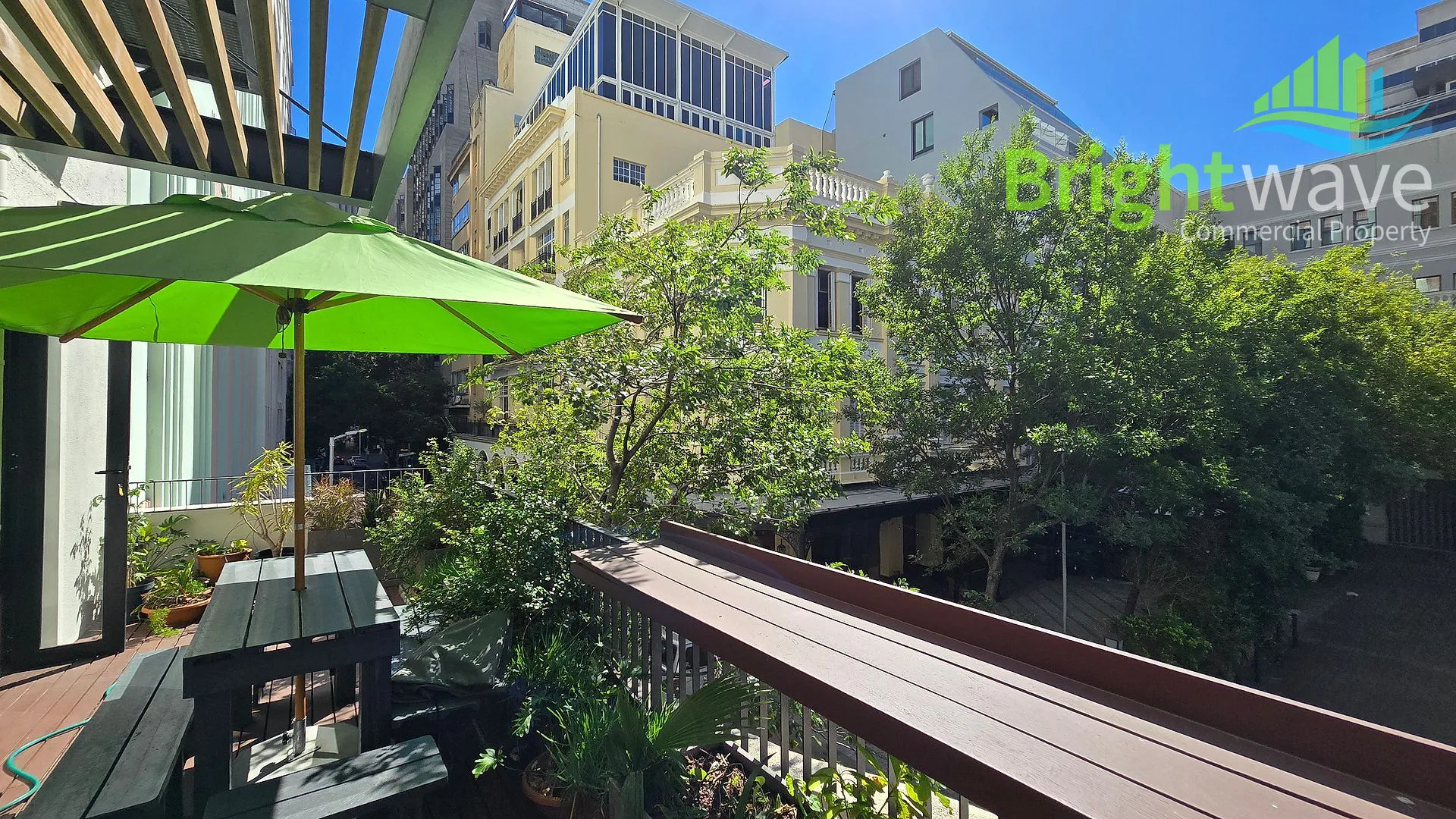 Office layout at The Piazza, Cape Town CBD