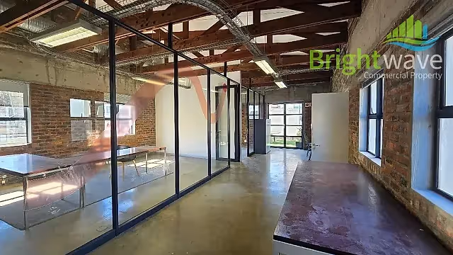 400 m2 office to let at 30 Keerom St, Velocity House, Cape Town CBD in Cape Town CBD, open plan interior.