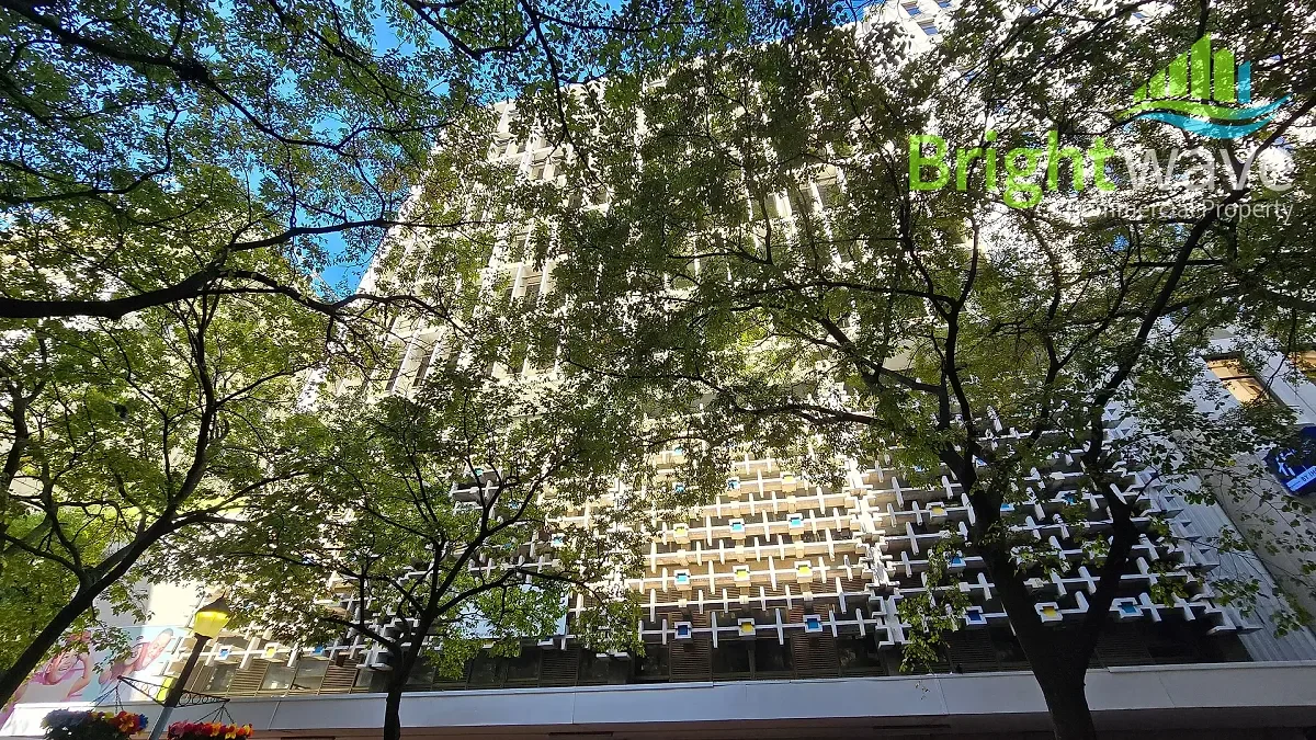 106 Adderley St - photo 22