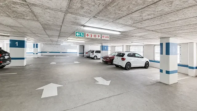 11 Buitengracht Street, Cape Town CBD - building photo 5