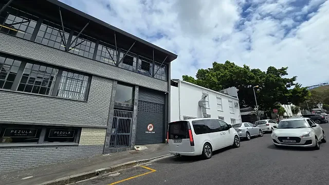 17 Buiten Street, Cape Town CBD - building photo 2
