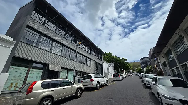 17 Buiten Street, Cape Town CBD - building photo 4