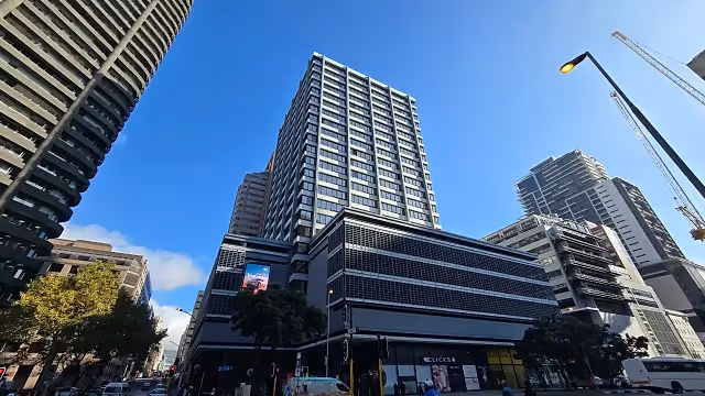 2 Long Street in Cape Town CBD, exterior view.