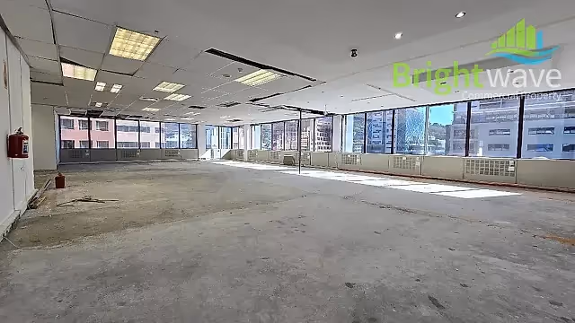 243 m2 office to let at 2 Long Street in Cape Town CBD, open plan interior.