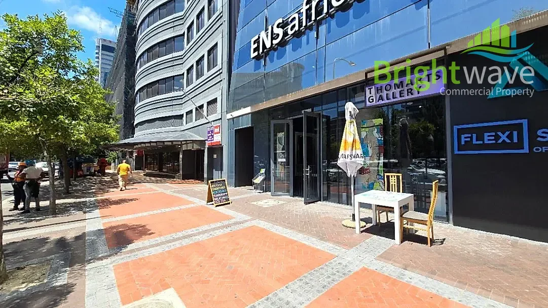 Open plan retail area at 35 Lower Long Street