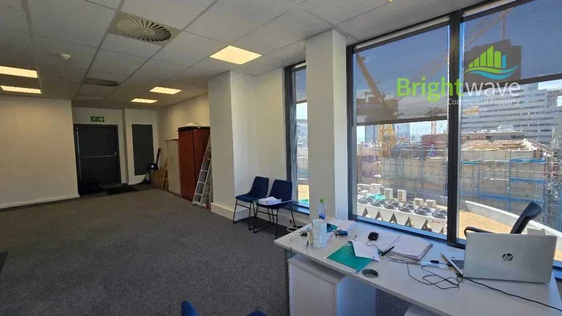 35 Lower Long Street, available office to let in Foreshore