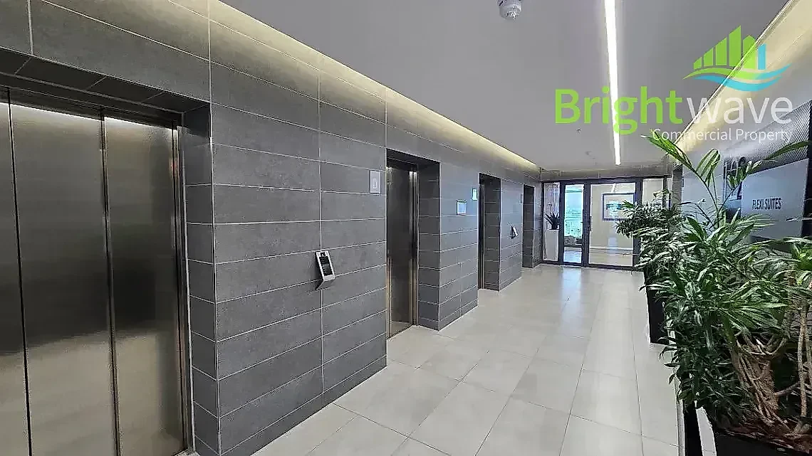 35 Lower Long Street, Foreshore — office for rent