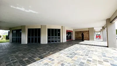 Open plan retail area at Willowbridge Village