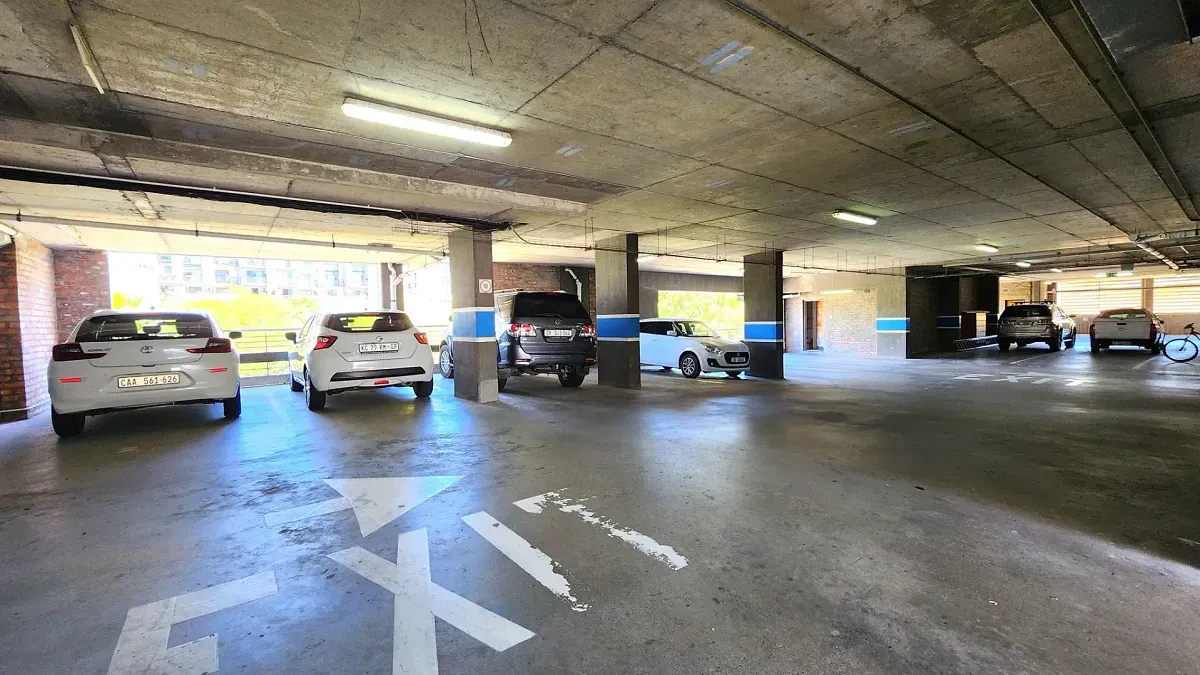 Avanti Towers, Tyger Valley - building photo 9