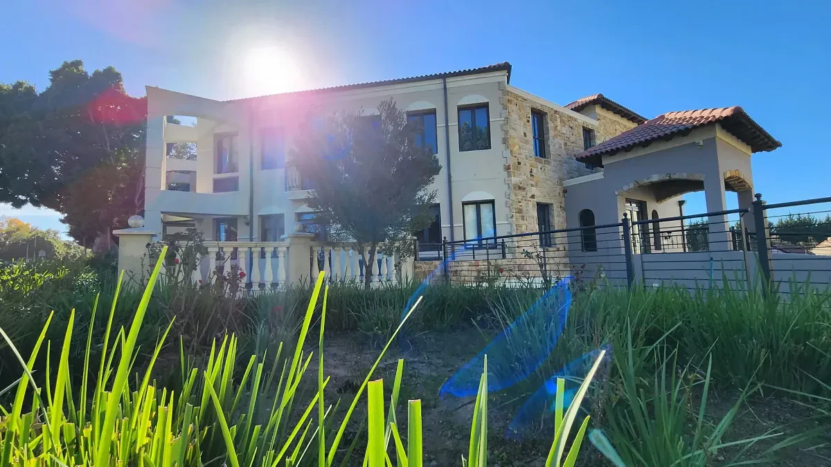 Bella Rosa Village, Tyger Valley - building photo 2