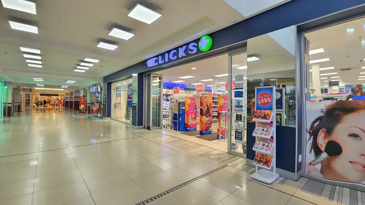 De Ville Centre, Durbanville - building photo 4