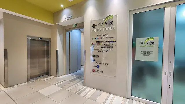 De Ville Centre, Durbanville - building photo 7
