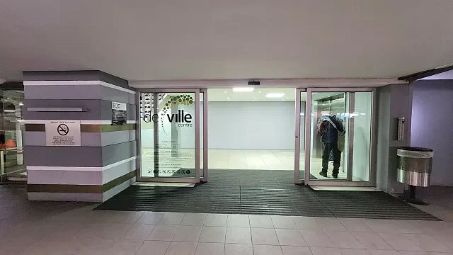 De Ville Centre, Durbanville - building photo 8