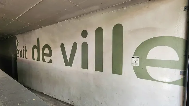 De Ville Centre, Durbanville - building photo 14