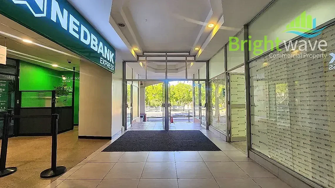 Palm Grove Centre retail space to let in Durbanville