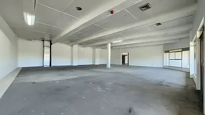 Open plan retail area at Palm Grove Centre