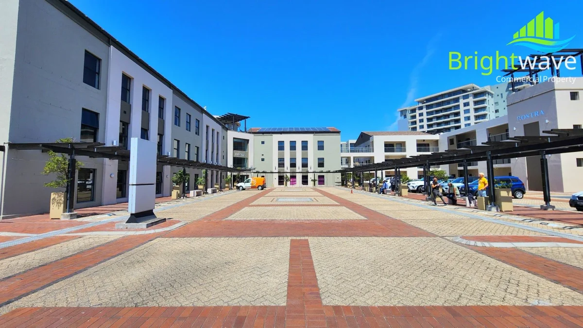 The Forum - photo 14