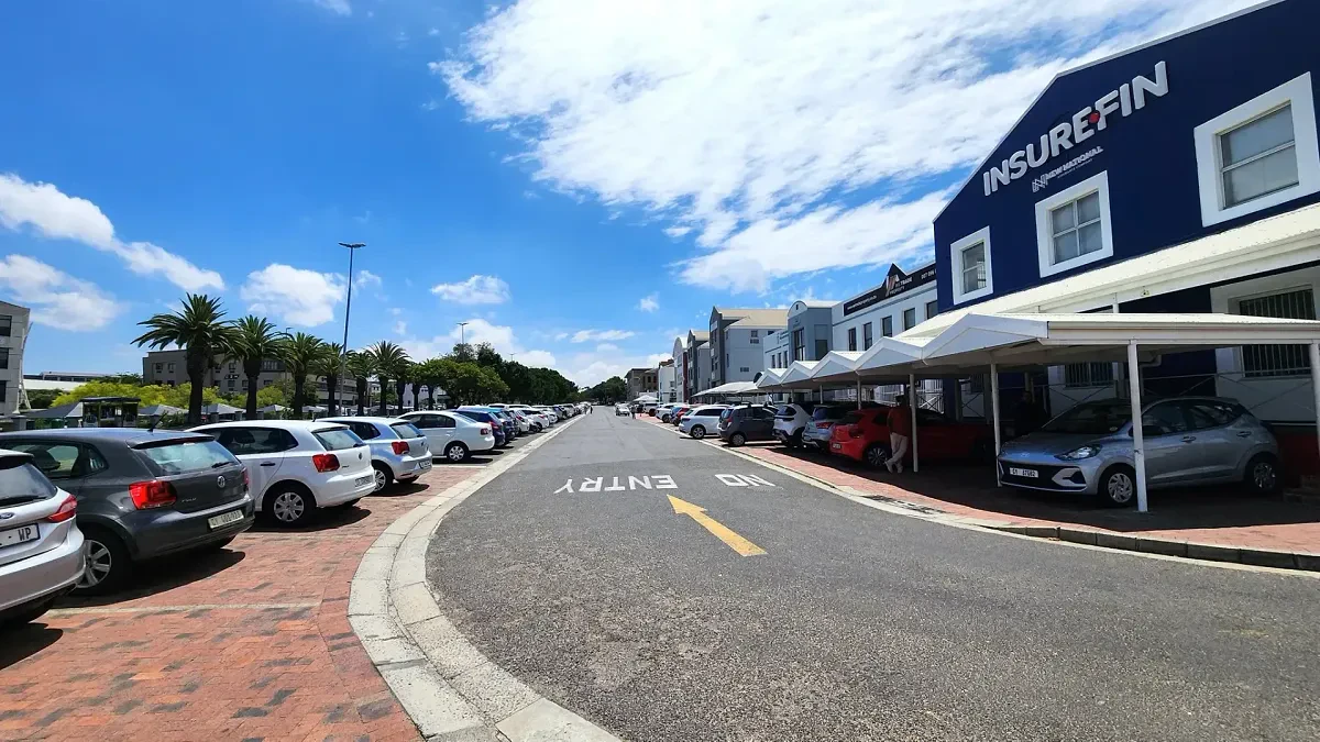 1 Bloemhof Road, Tyger Valley - building photo 5