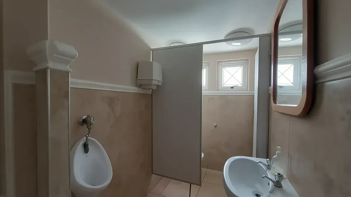 1 Bloemhof Road, Tyger Valley - building photo 11