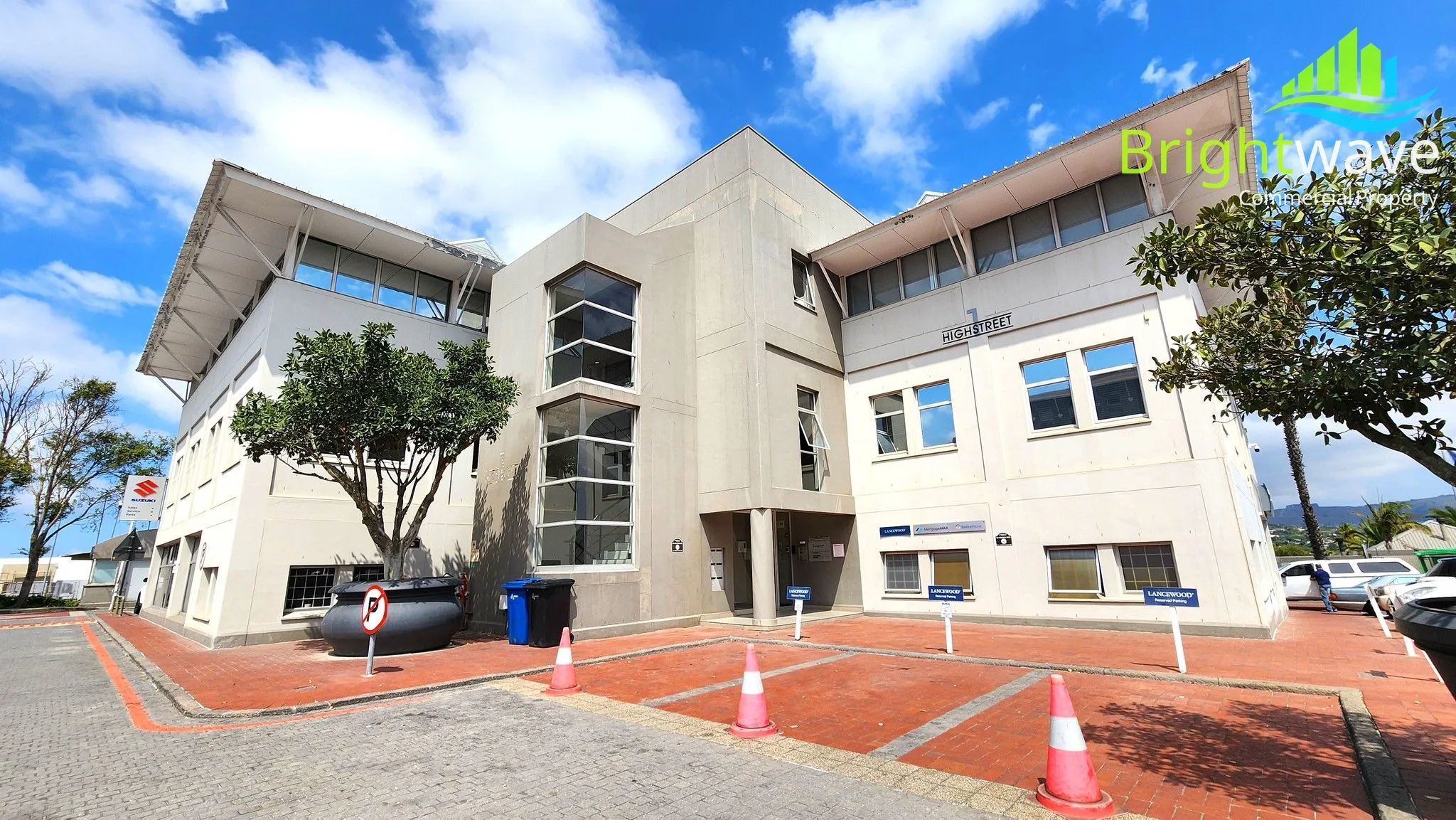 1 High Street Tyger Valley - building exterior