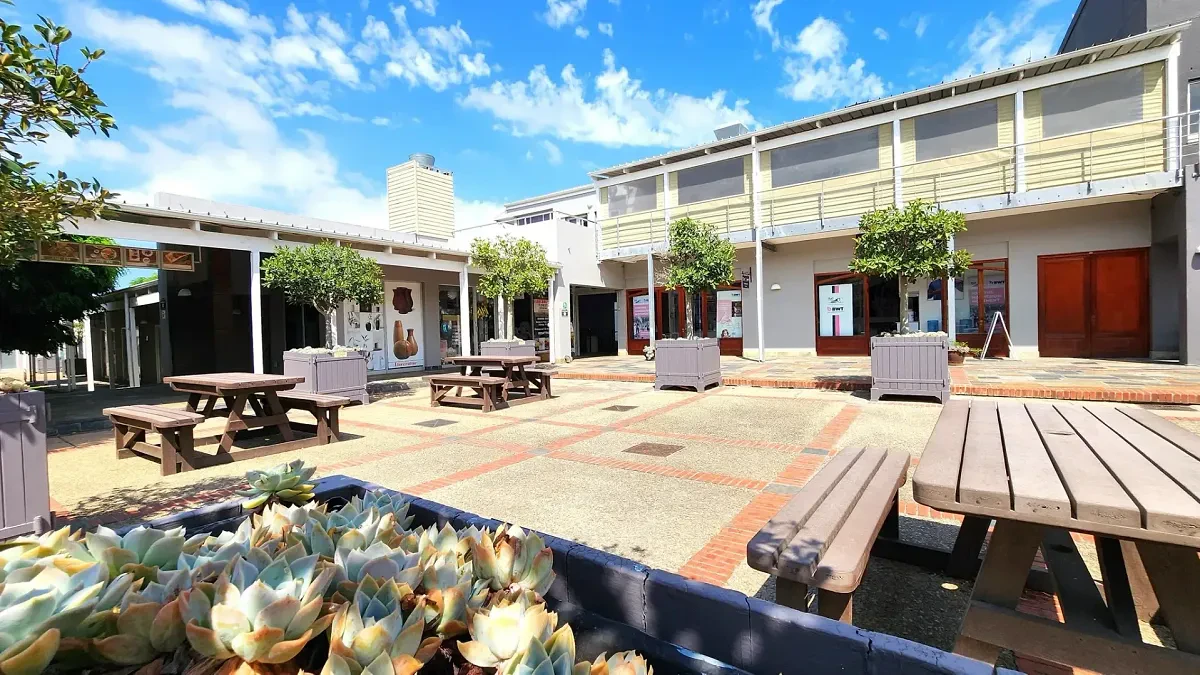 10 High Street, Tyger Valley - building photo 3