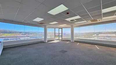 Bloemhof Building office space to let in Tyger Valley