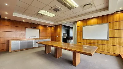Office layout at Fedgroup Place, Tyger Valley