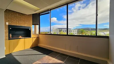 Office layout at Omni Park, Tyger Valley