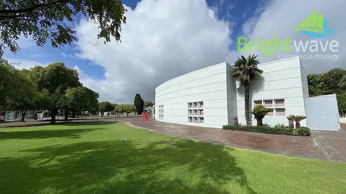 Sanlamhof, Bellville - building photo 1