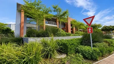 Mayfair Square office space to let in Century City