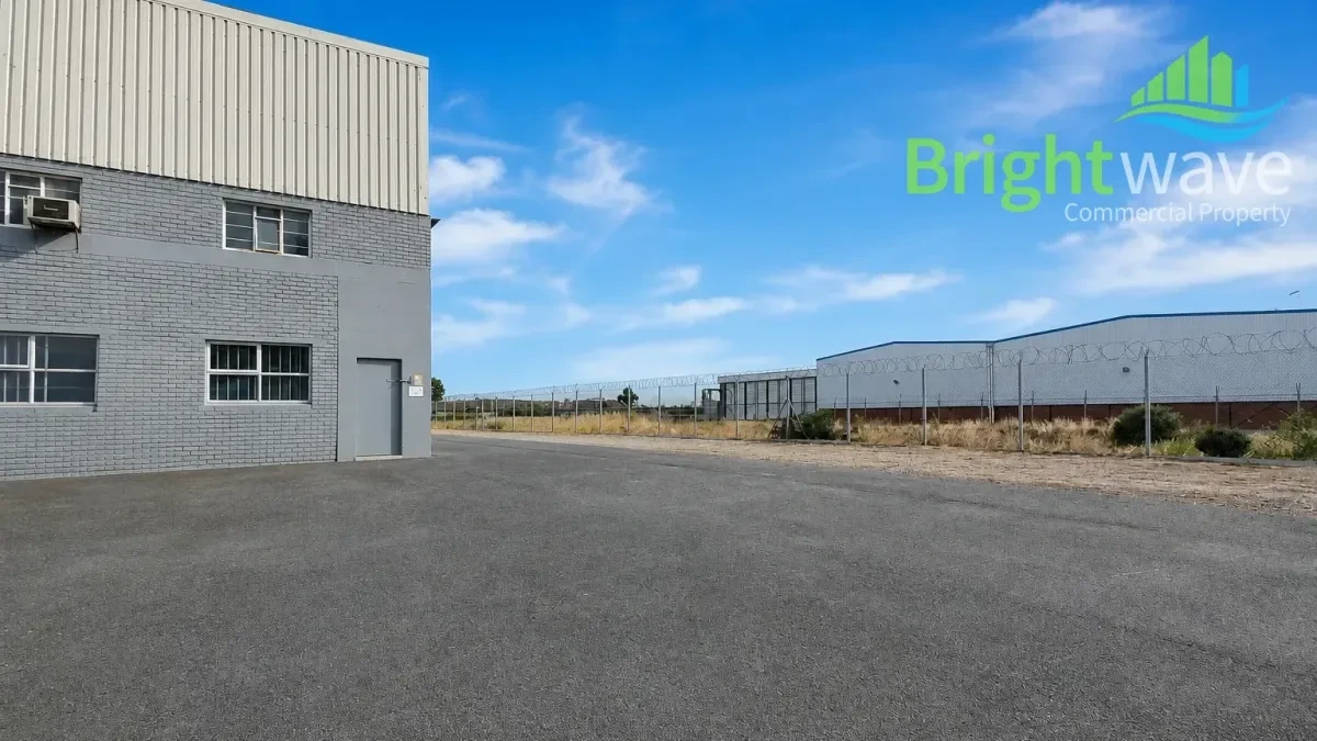 38 Sacks Circle, Bellville South Industrial, Bellville - building photo 1