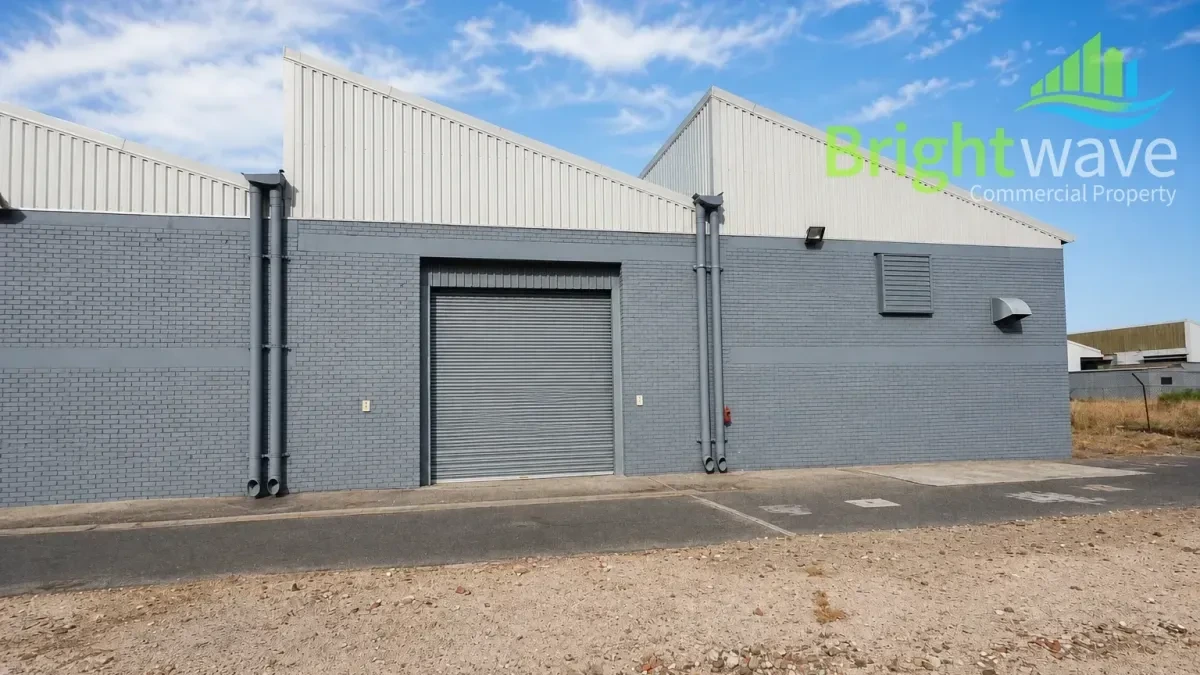 38 Sacks Circle, Bellville South Industrial, Bellville - building photo 2