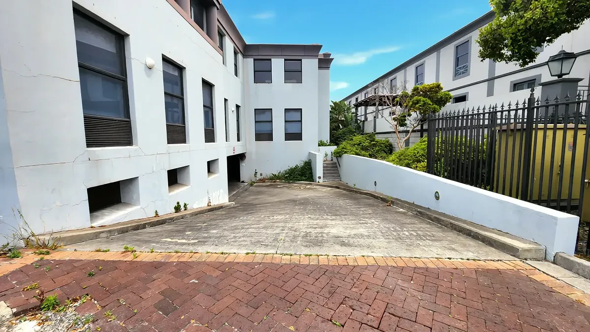 1 Boundary Road, Century City - building photo 7