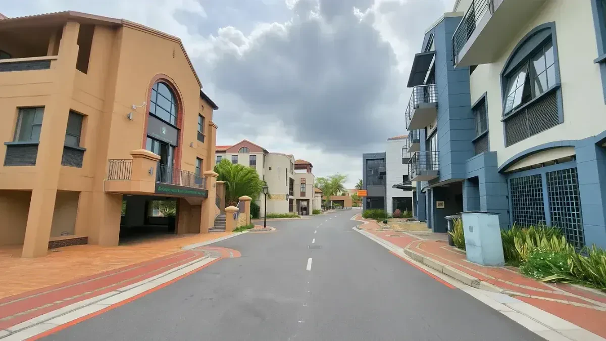 3 Waterford Mews, Century City - building photo 4