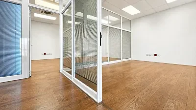 Century Gate, available office to let in Century City