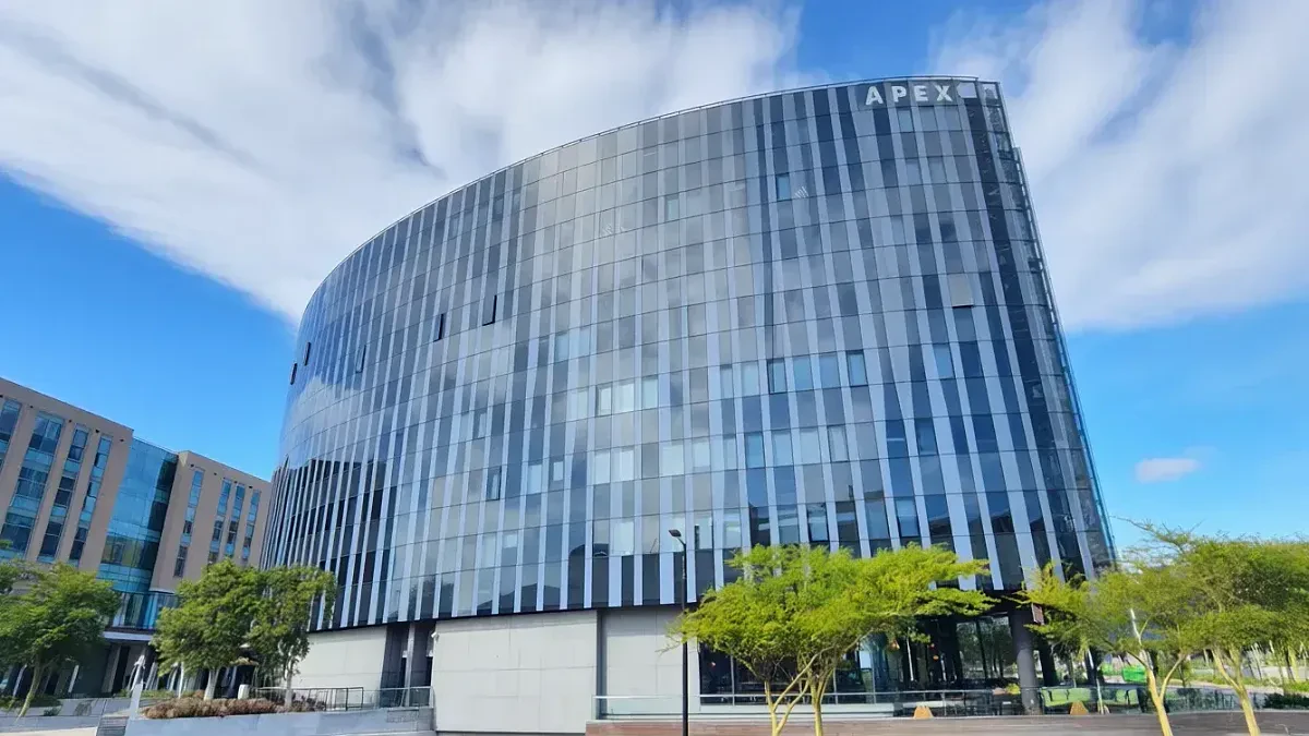 The Apex, Century City - building photo 9