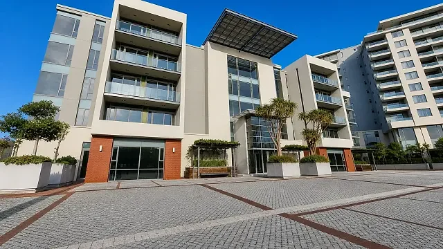 Mazars House, Century City - building photo 3