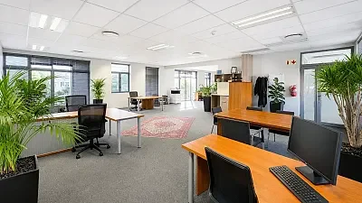 Grosvenor Square, Century City, office for rent